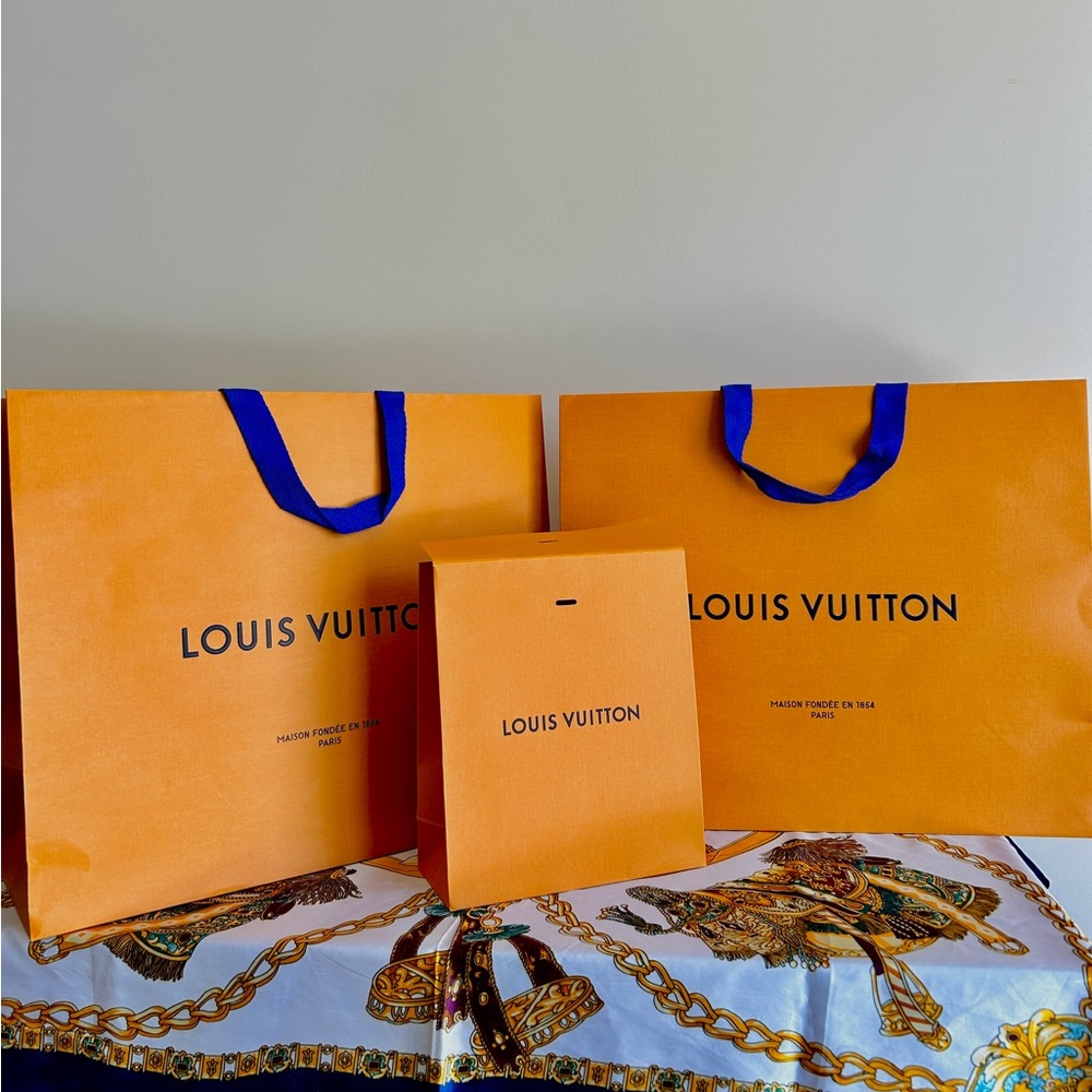 Louis Vuitton Shopping Bags